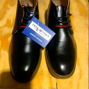 Never worn, don't fit